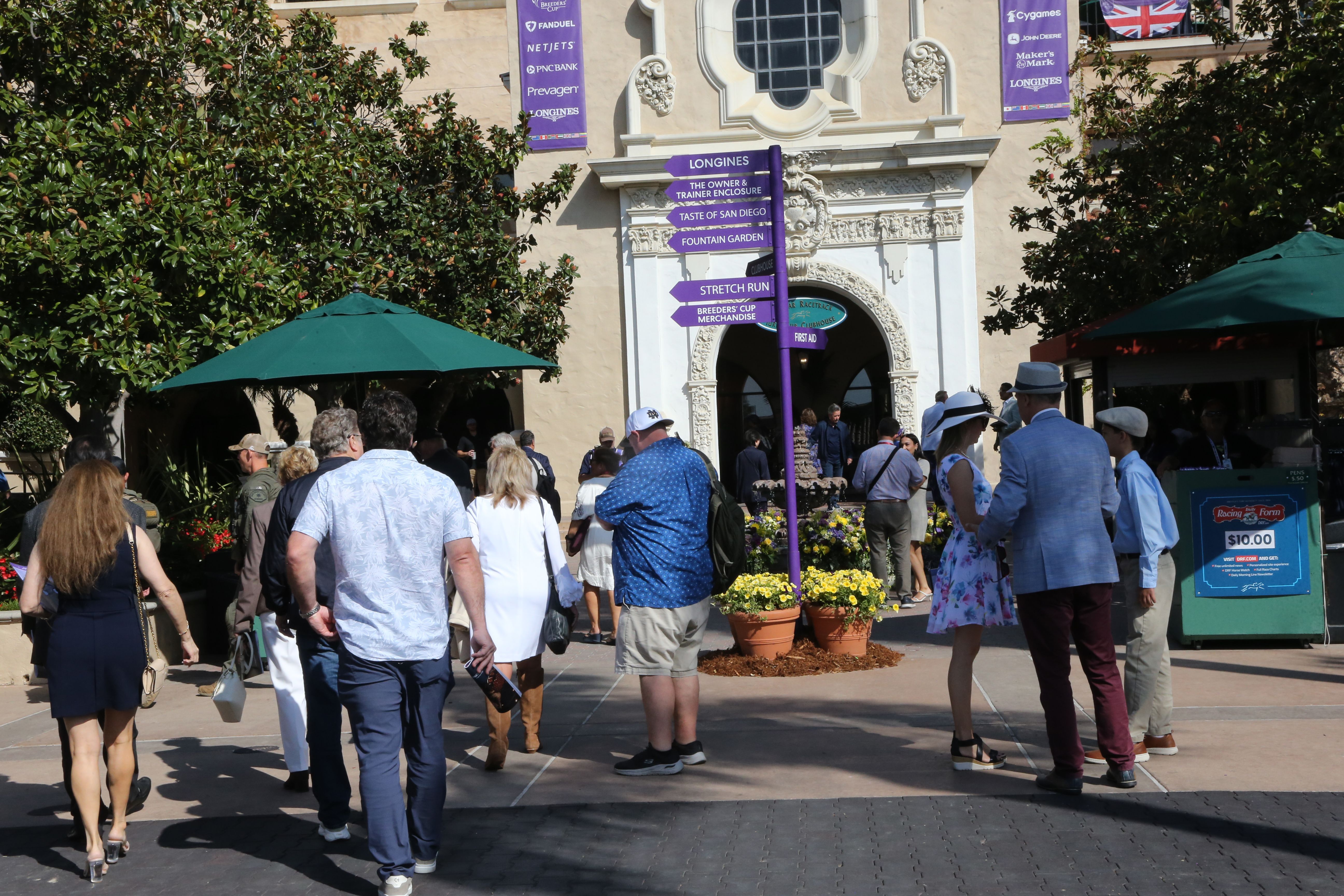 Breeders' Cup World Championships at Del Mar (Photo by Horsephotos.com)