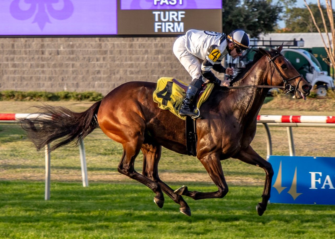 Big Trouble wins at Fair Grounds.