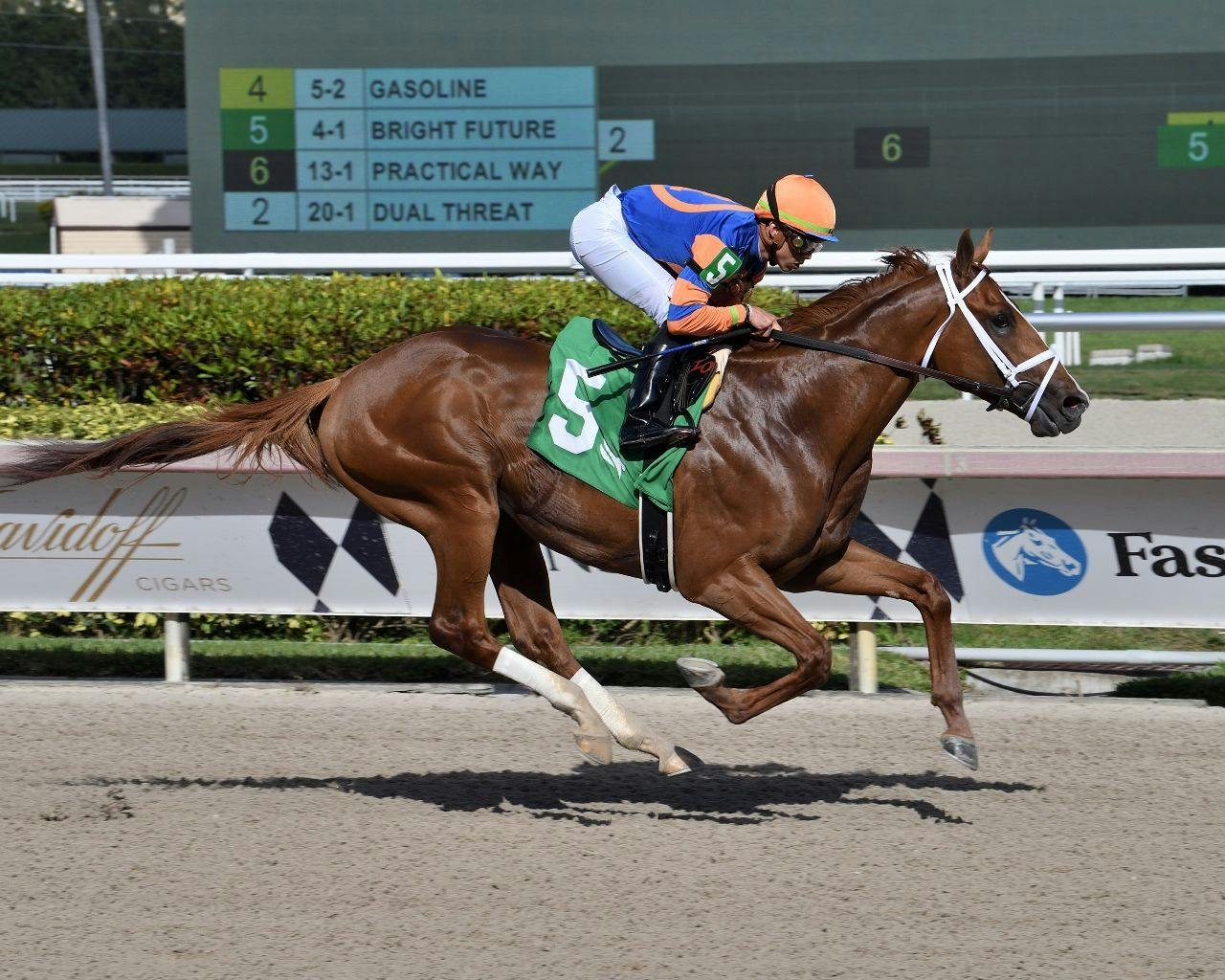 Bright Future winning his debut at Gulfstream Park