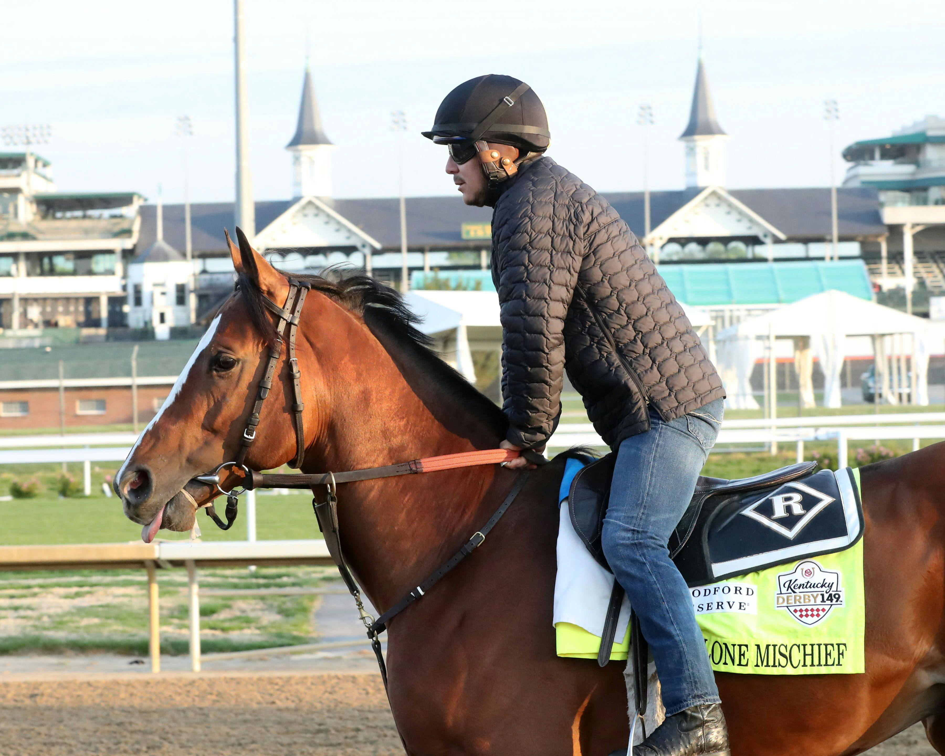 Handicapping a Thanksgiving Day Pick 3 at Churchill Downs TwinSpires