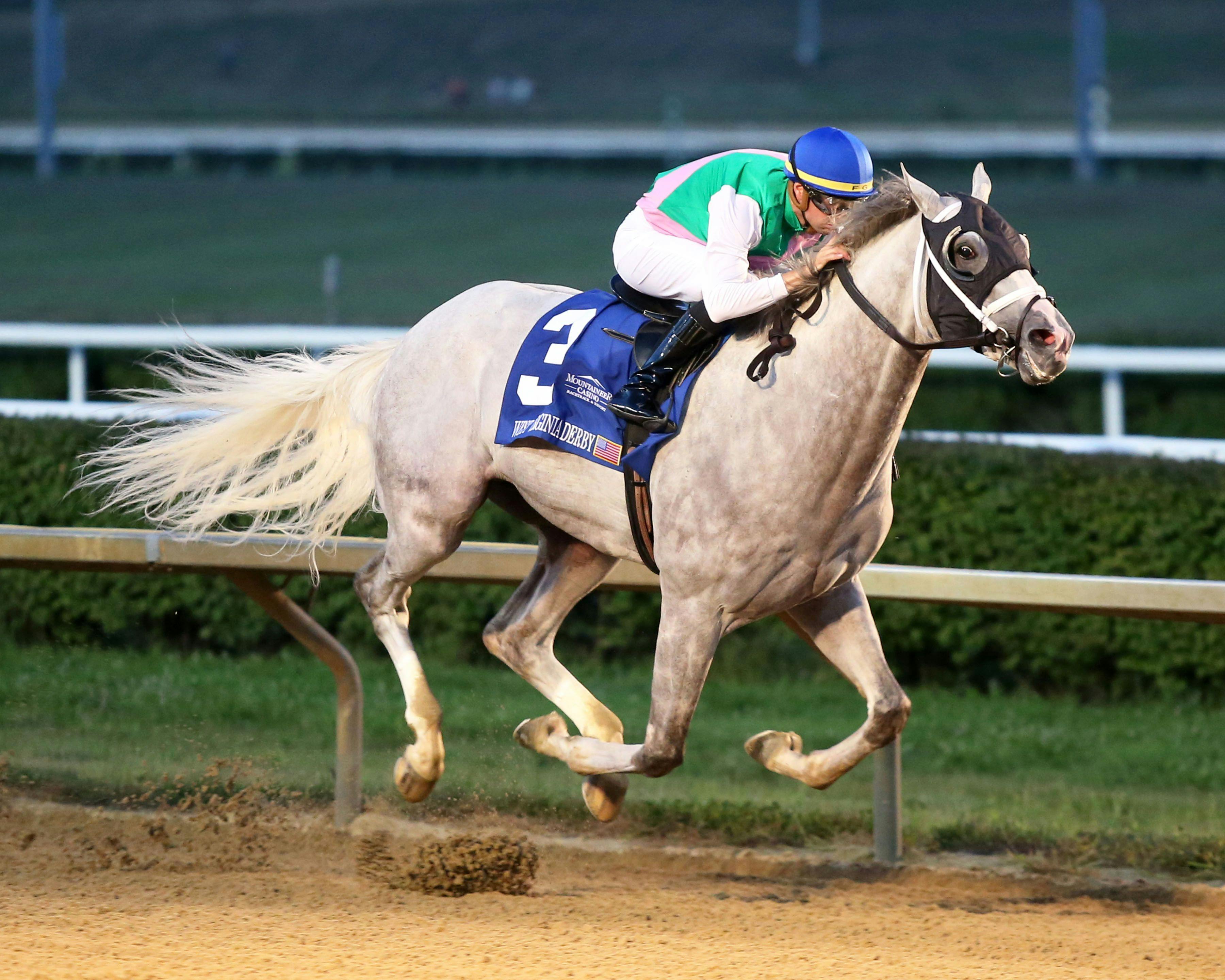 Dragoon Guard wins the West Virginia Derby
