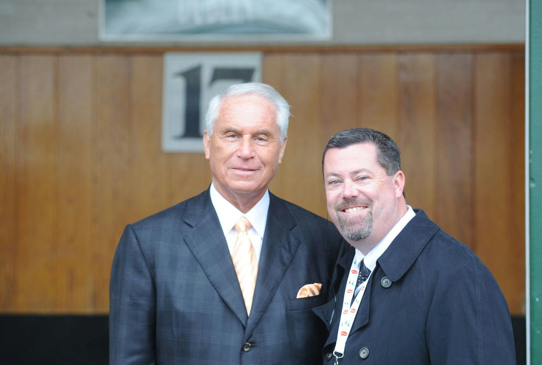 Churchill Downs' Darren Rogers with Hall of Fame trainer D. Wayne Lukas (Horsephotos.com)