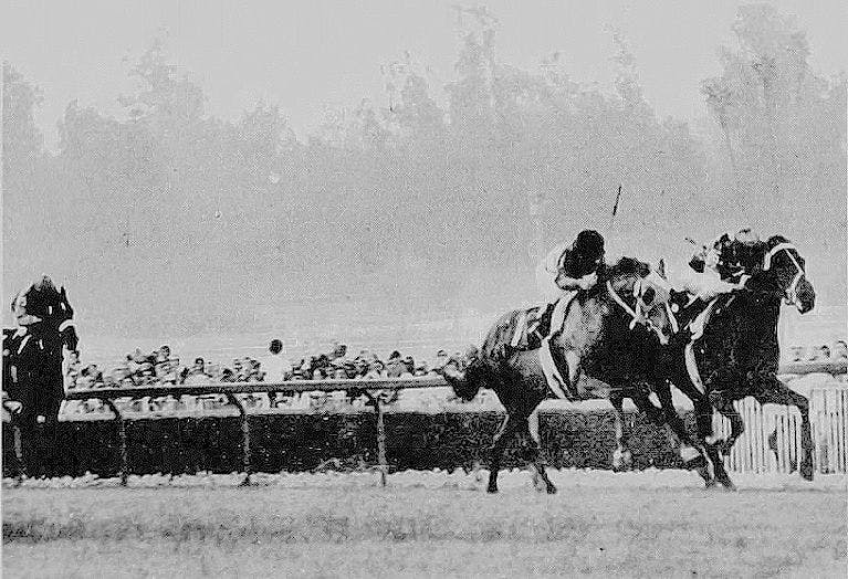 1970 Oak Tree Stakes at Santa Anita. Daryl's Joy (winner) inside of Fiddle Isle. Published in Monrovia (Calif.) Post-News on Nov. 2, 1970