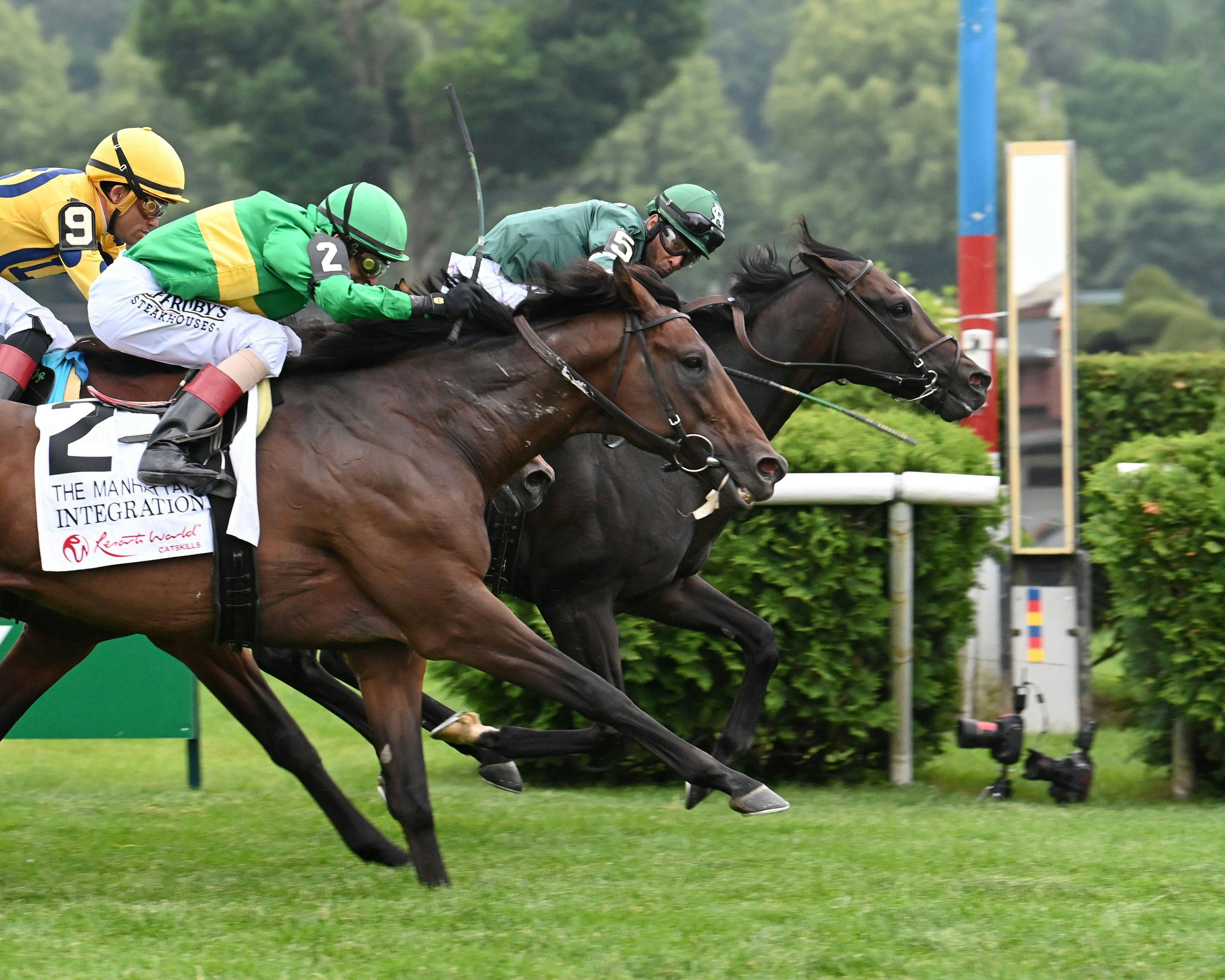 Deterministic just holds on from Integration in the Manhattan