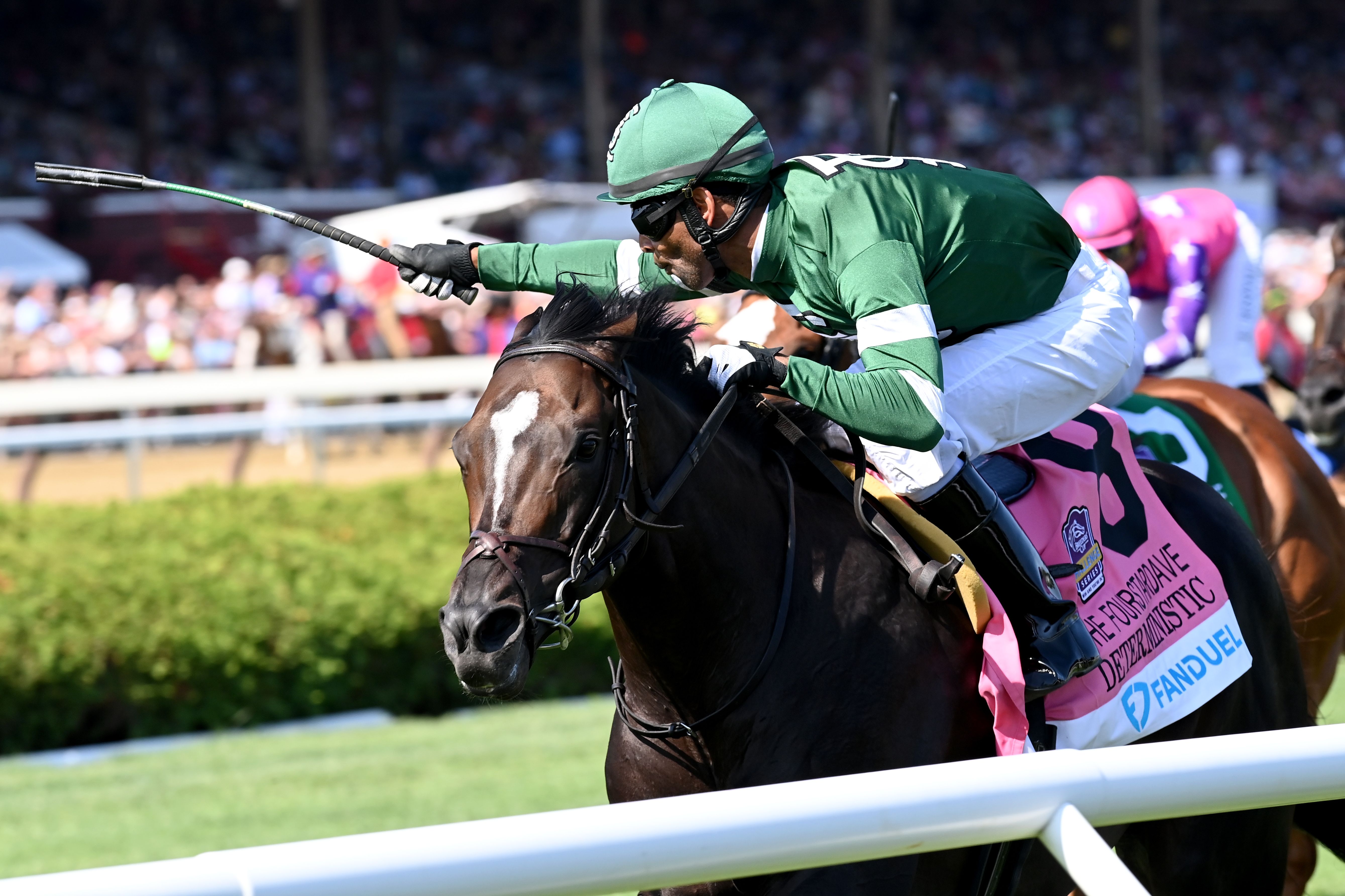 Deterministic wins the Fourstardave at Saratoga.