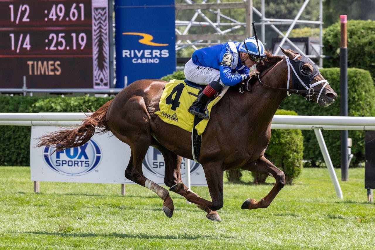 El Rezeen wins at Saratoga.