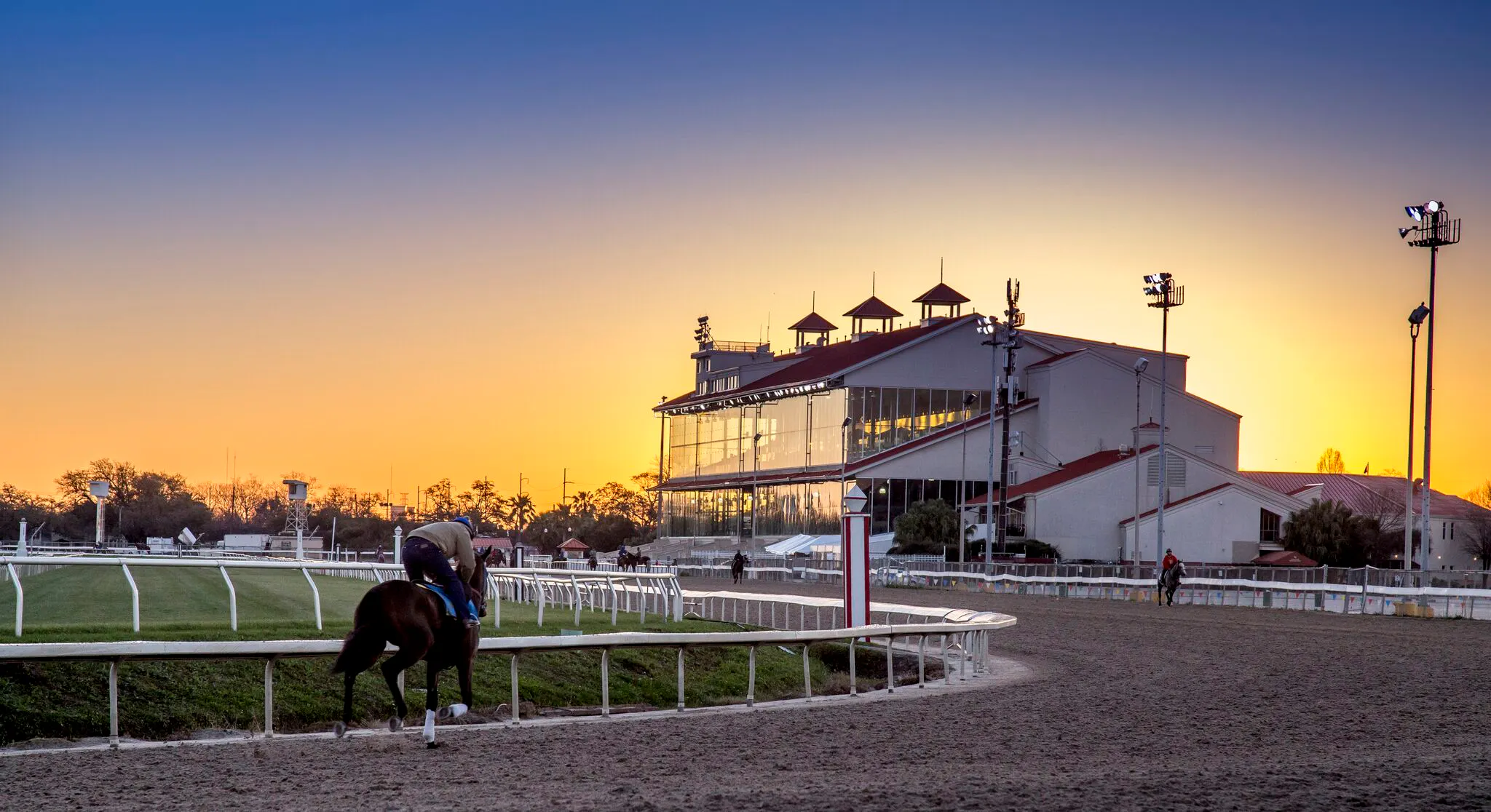 7 racetracks every new horseplayer should bet this winter | TwinSpires
