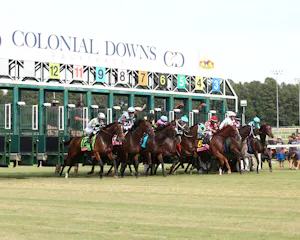 Gimmie A Nother wins the Beverly D Stakes (G2) at Coloial Downs.