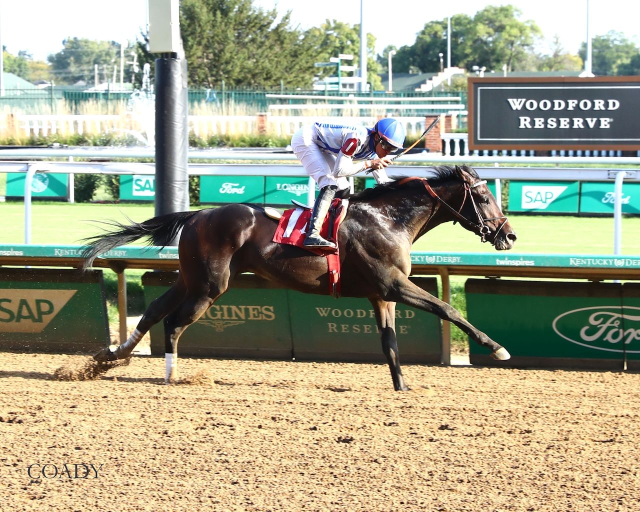 Incredibolt wins at Churchill Downs. 