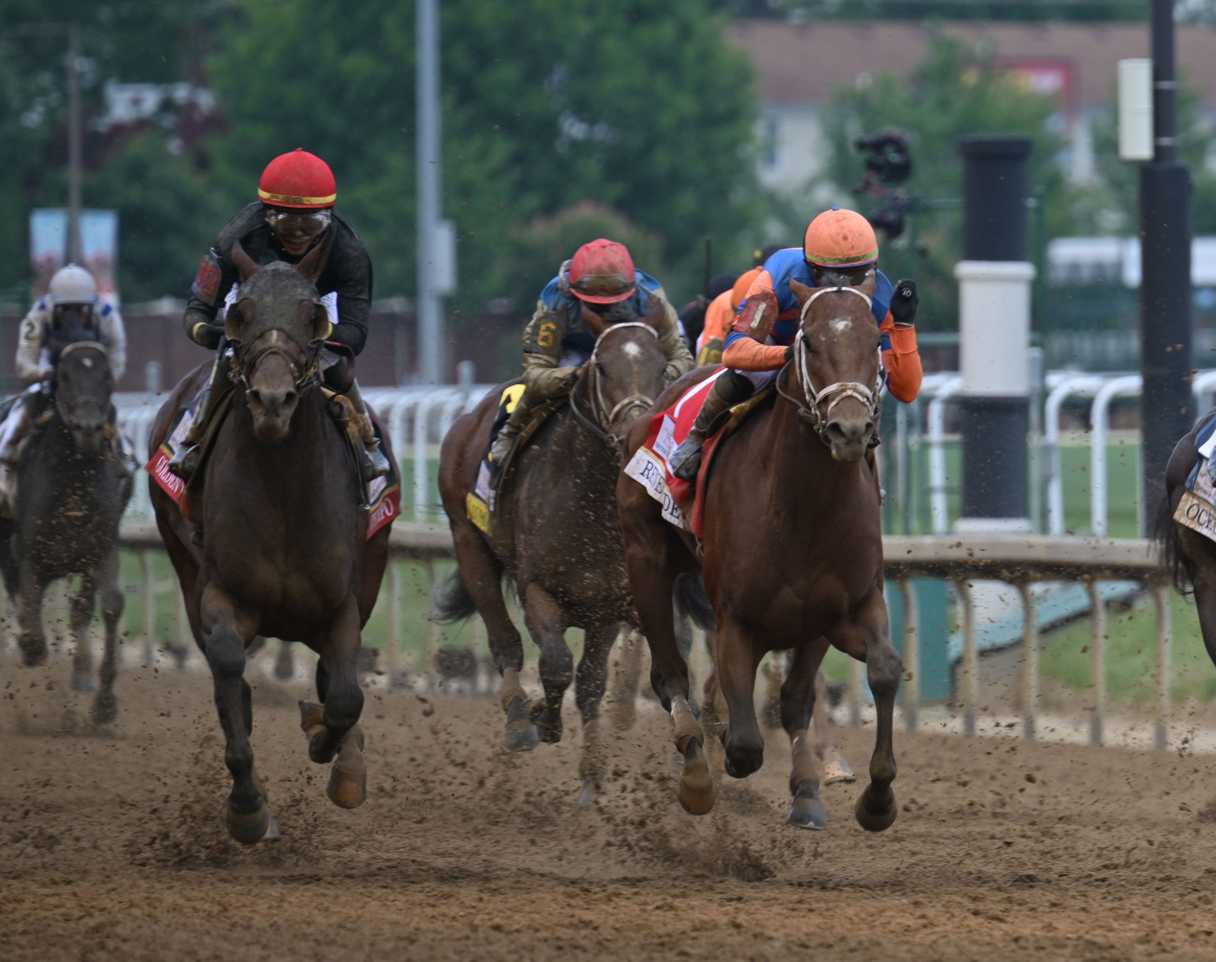 Kentucky Derby 152 Finish (Photo by Horsephotos.com)