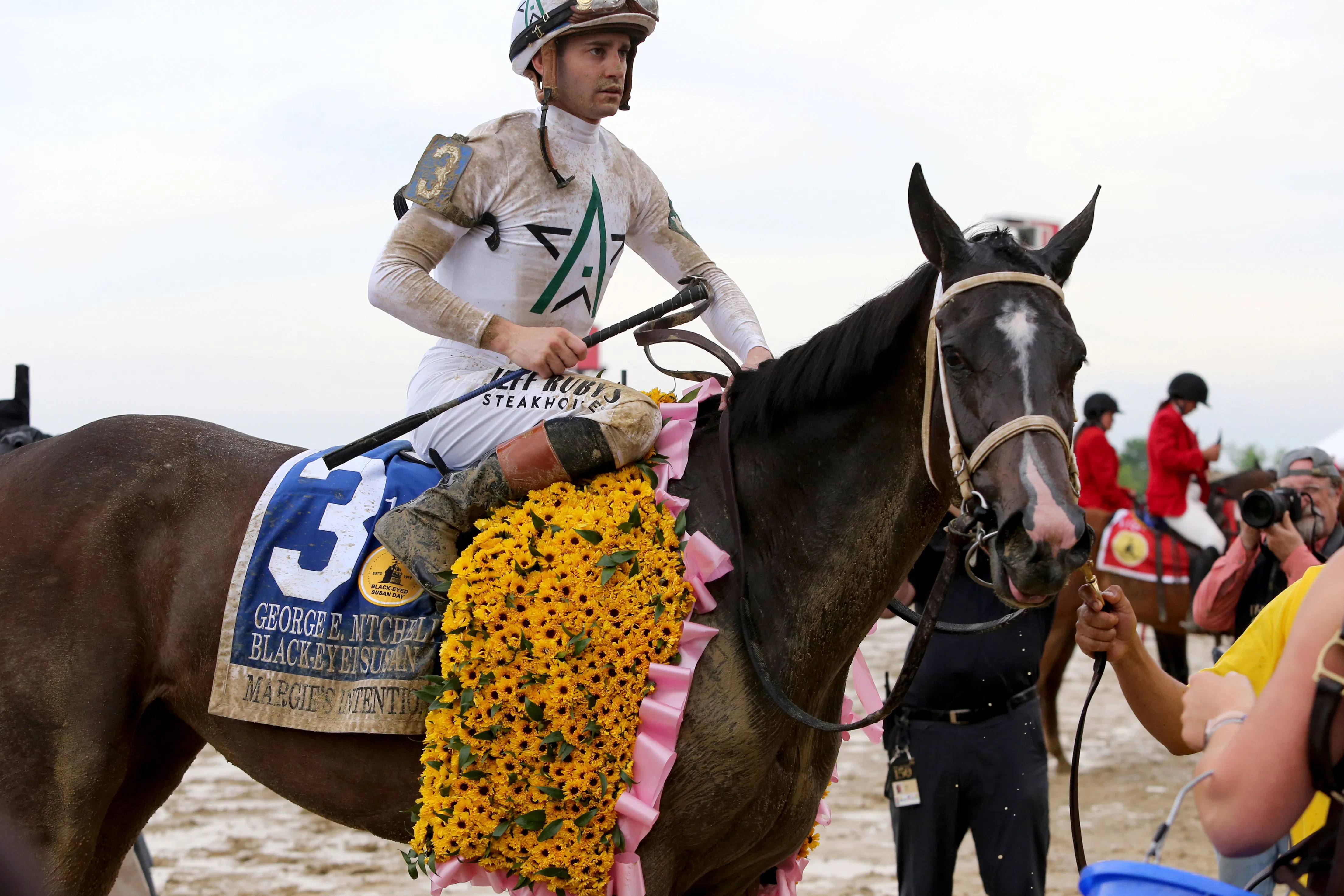 Margie's Intention wins at Pimlico. 