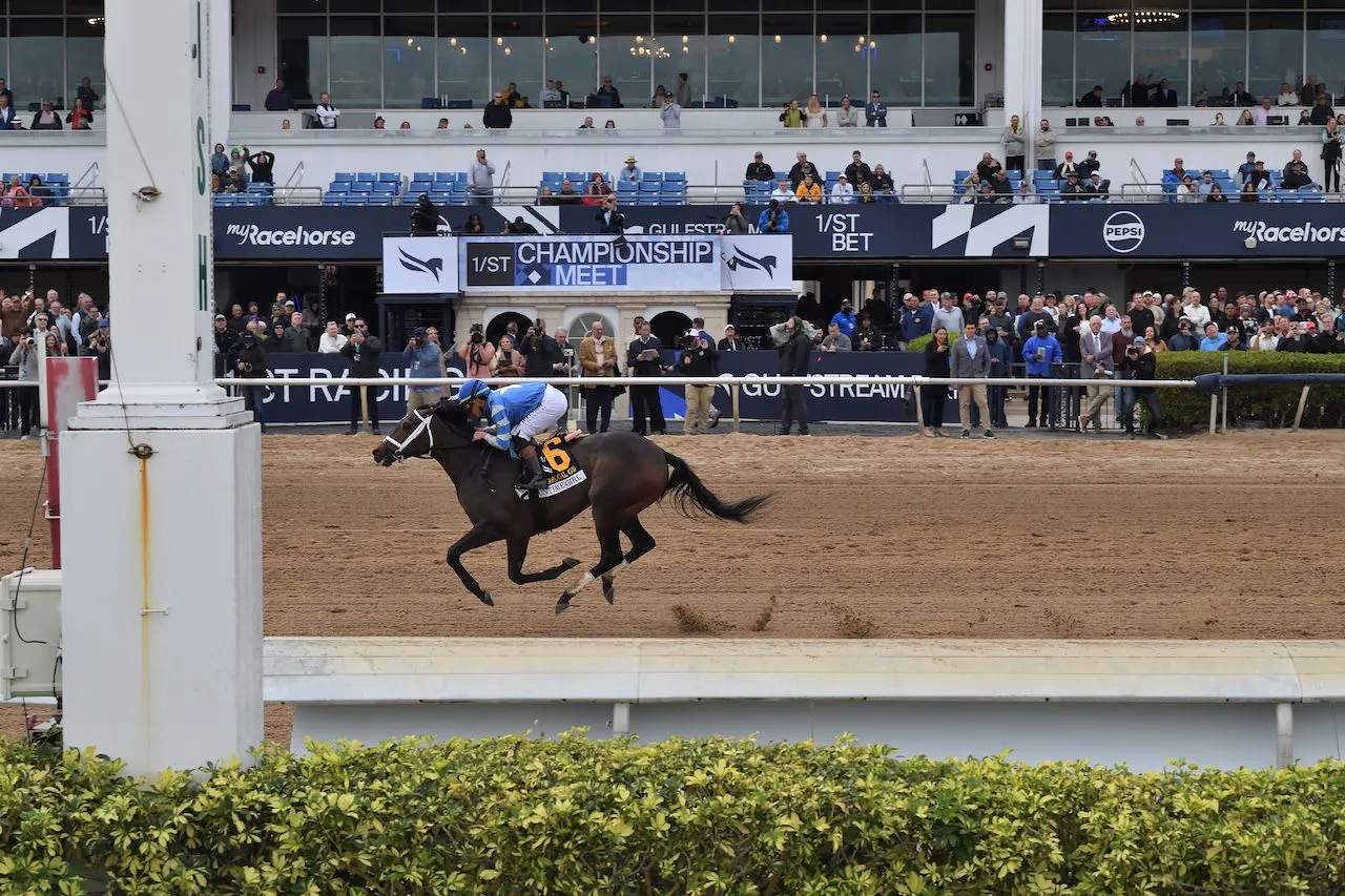 On Time Girls wins the Forward Gale at Gulfstream Park. 
