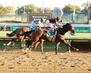 Render Judgment wins at Churchill Downs.