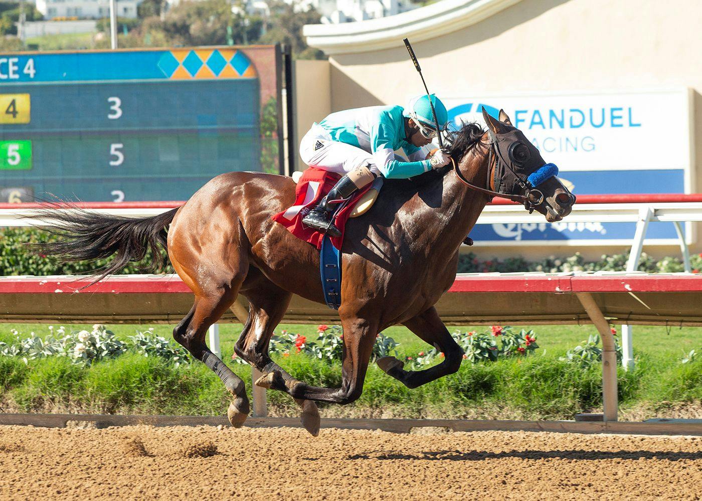 Rothschild wins at Del Mar.