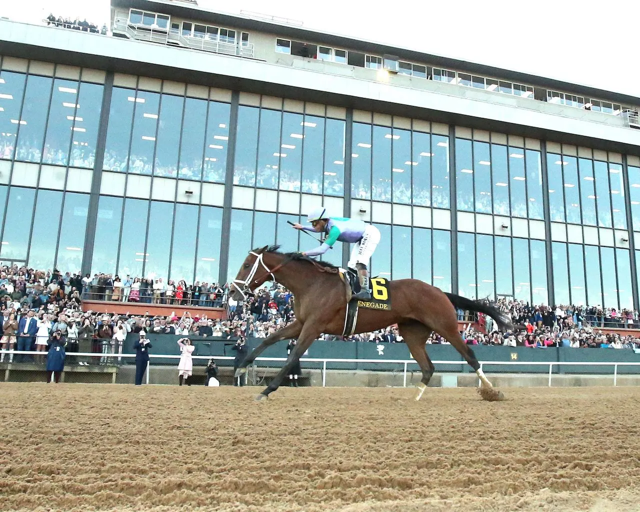 Renegade wins the Arkansas Derby at Oaklawn Park. 