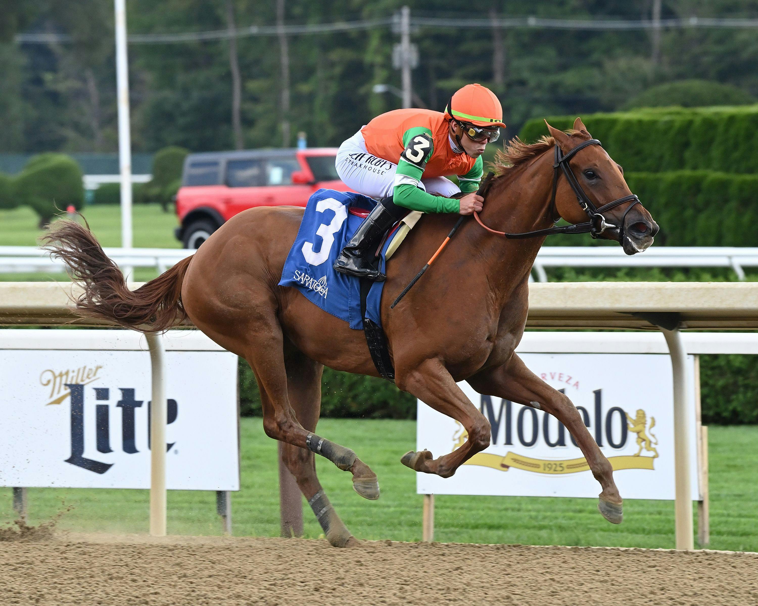 Senza Parole was sensational in her career debut at Saratoga