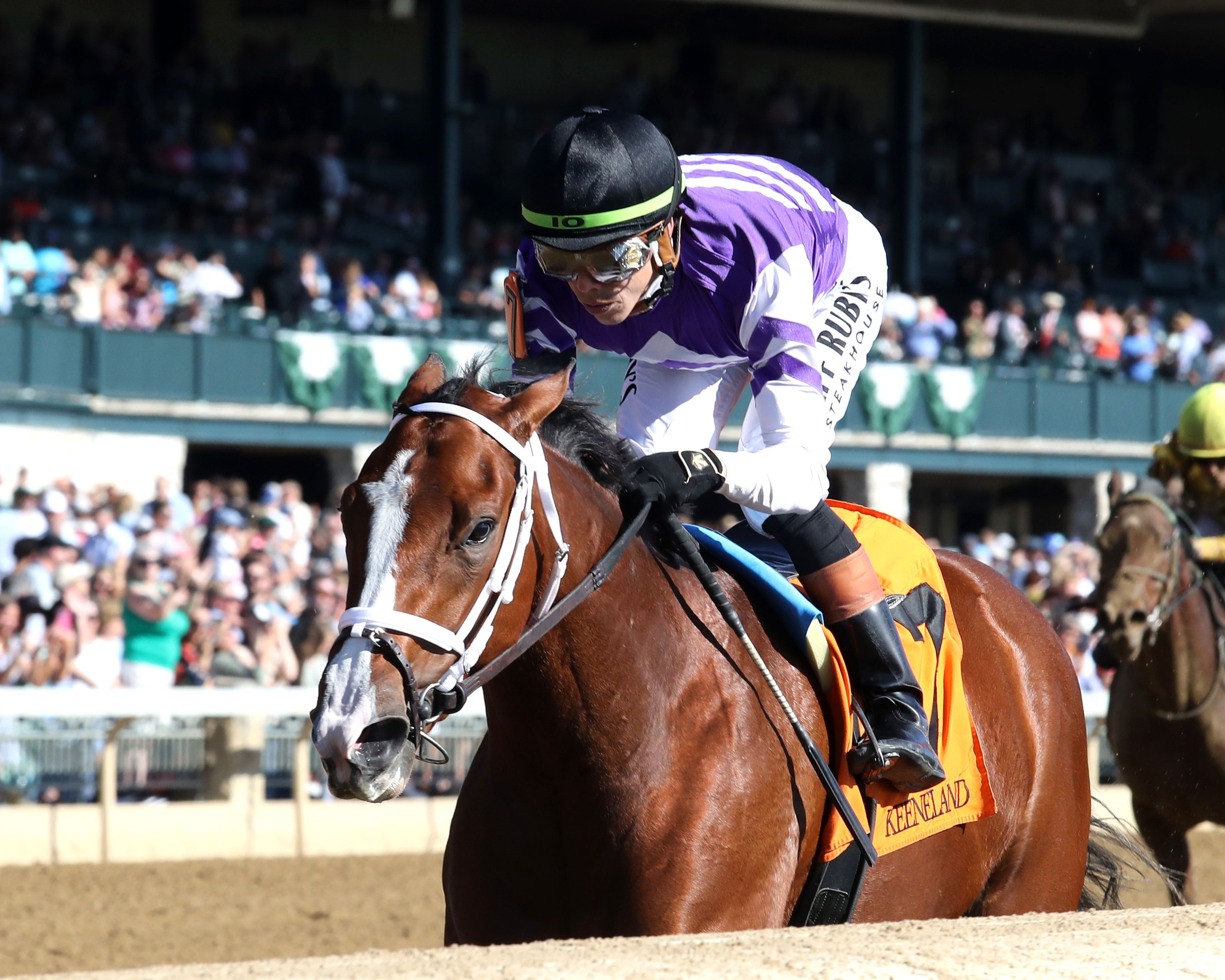 Sneaky Good wins at Keeneland.