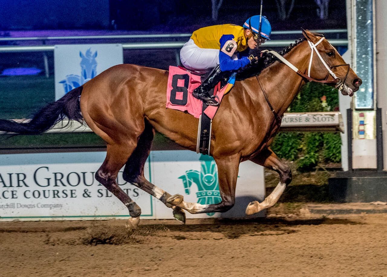 Track Phantom wins the Gun Runner S. at Fairgrounds (Photo by Hodges Photography)