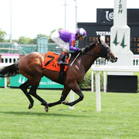 Outfielder wins at Churchill Downs (Coady Media)